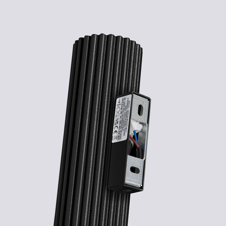 Lampa de perete KARBON 30 negru