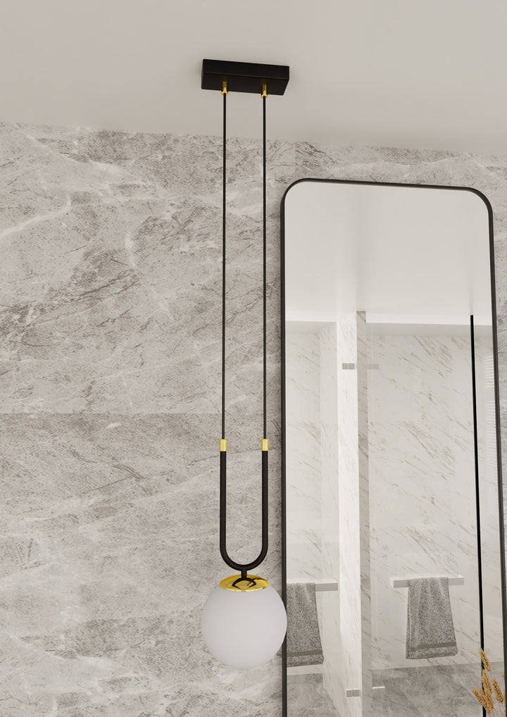 Pendul GLAM 1 negru cu abajur opal