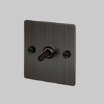 Intrerupator intermediar 1G BRONZ - Buster & Punch